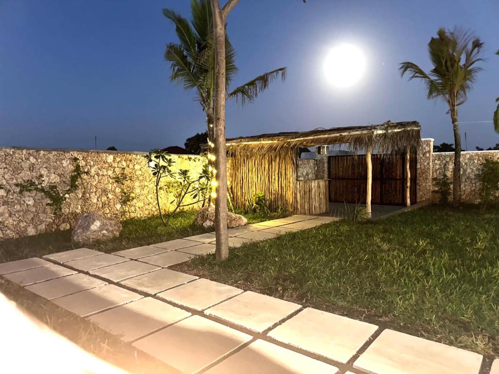 Tatu Inn Boutique Hotel Watamu Buitenkant foto